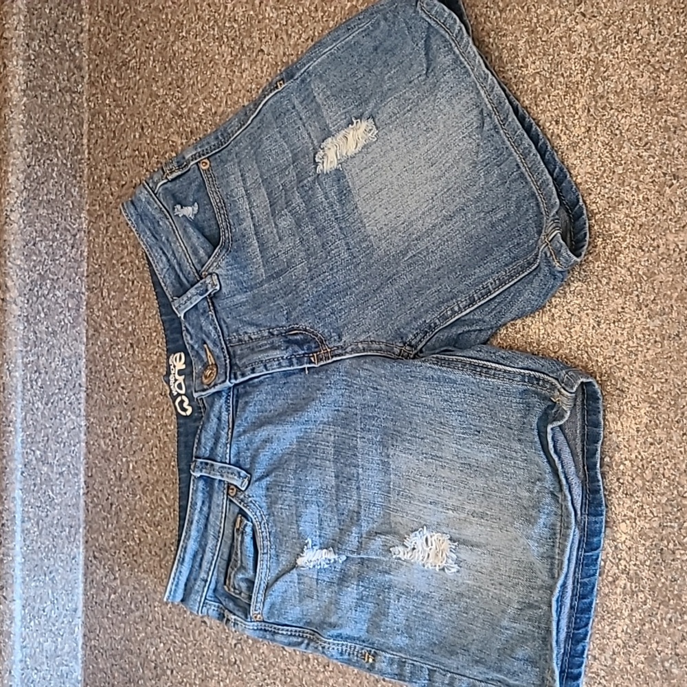Warehouse one size 4 shorts